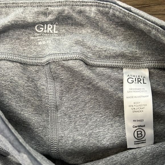 Athleta Girl Camo chit chat capri leggings - Picture 3 of 9